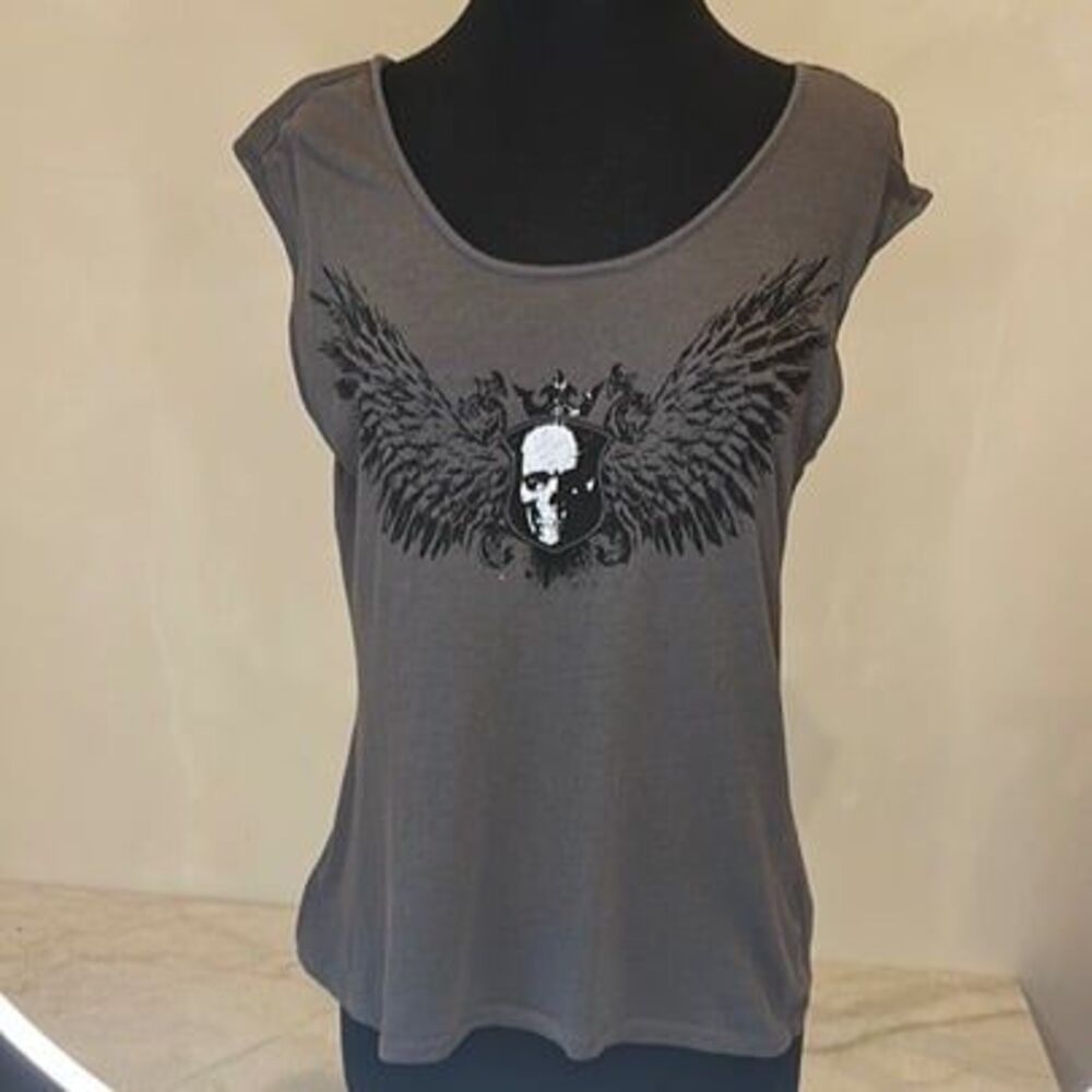 Tennessee Wyatt Parker Skull Crown Graphic & gothic Tee Gray